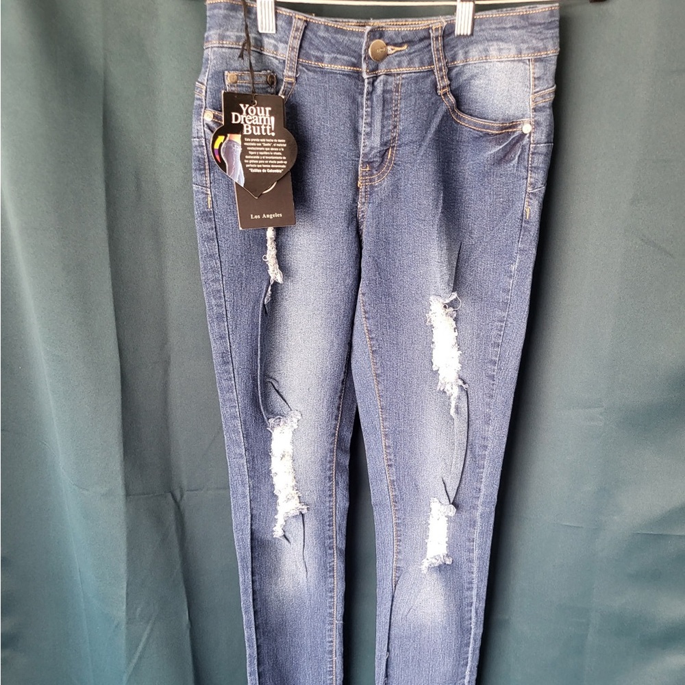 Women’s YOUR DREAM BUTT Dark Wash Skinny Jeans - Classic Stretch butt lift NWT